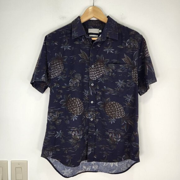 Vince Classic Fit Casual Button Up Shirt M Blue Pineapple Print Short Sleeve - Picture 1 of 8